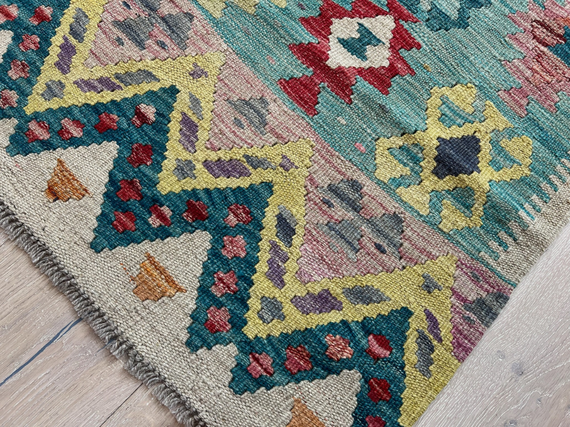 Kundoz Kilim Rug