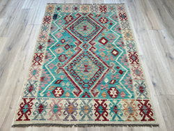 Kundoz Kilim Rug