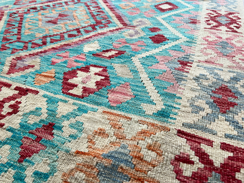 Kundoz Kilim Rug