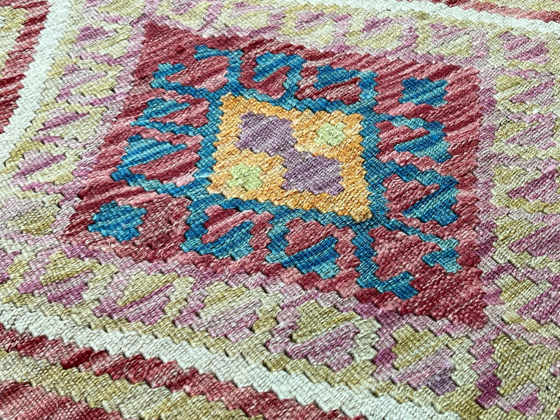 Kundoz Kilim Rug