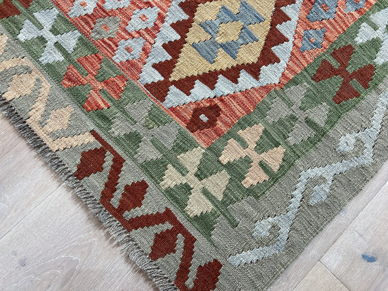 Kundoz Kilim Rug