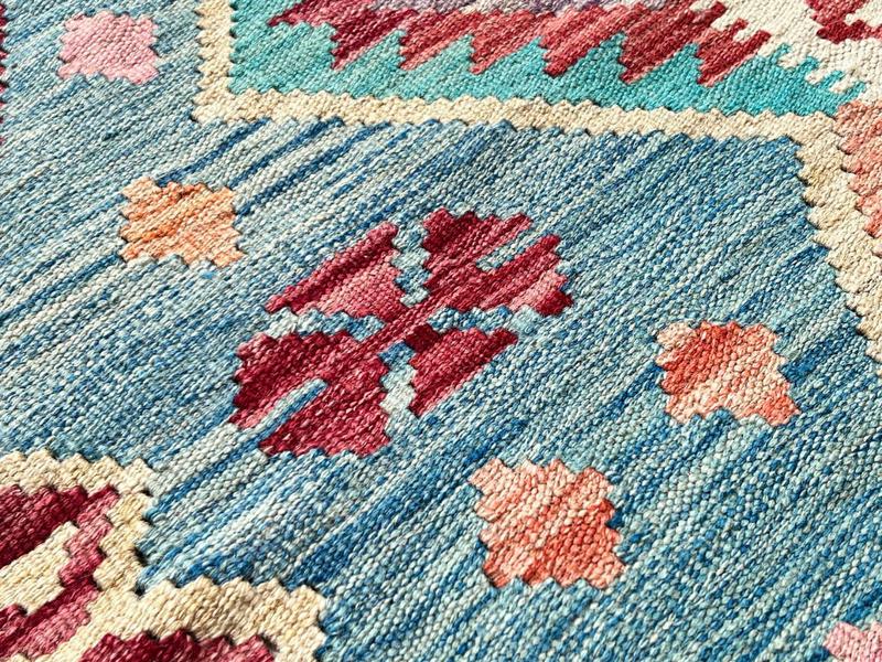 Kundoz Kilim Rug