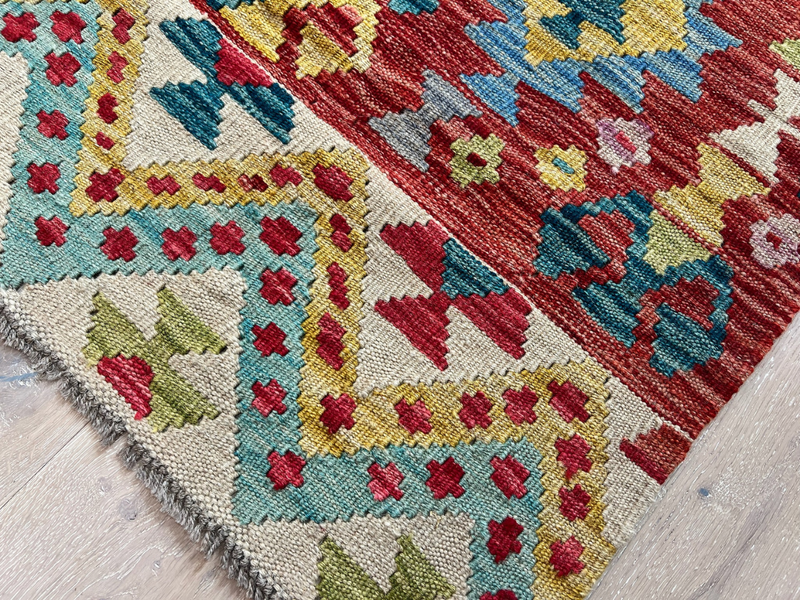 Kundoz Kilim Rug