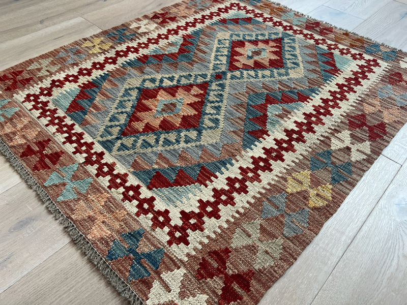 Kundoz Kilim Rug