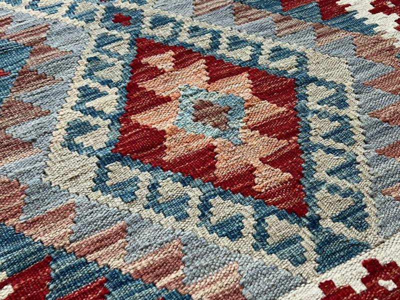 Kundoz Kilim Rug