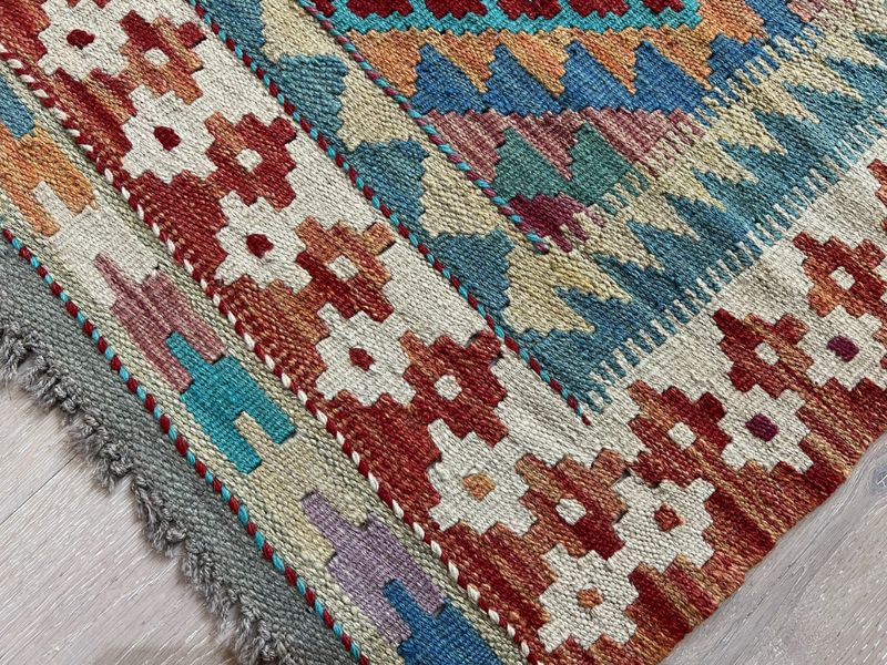 Kundoz Kilim Rug