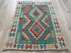 Kundoz Kilim Rug