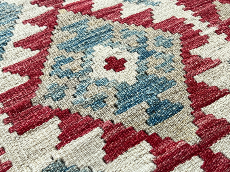 Kundoz Kilim Rug