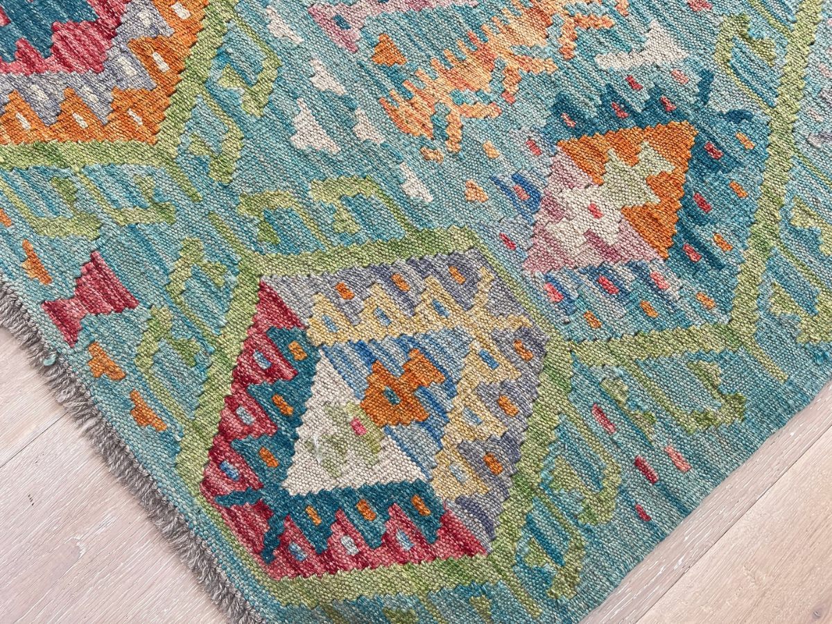 Kundoz Kilim Rug