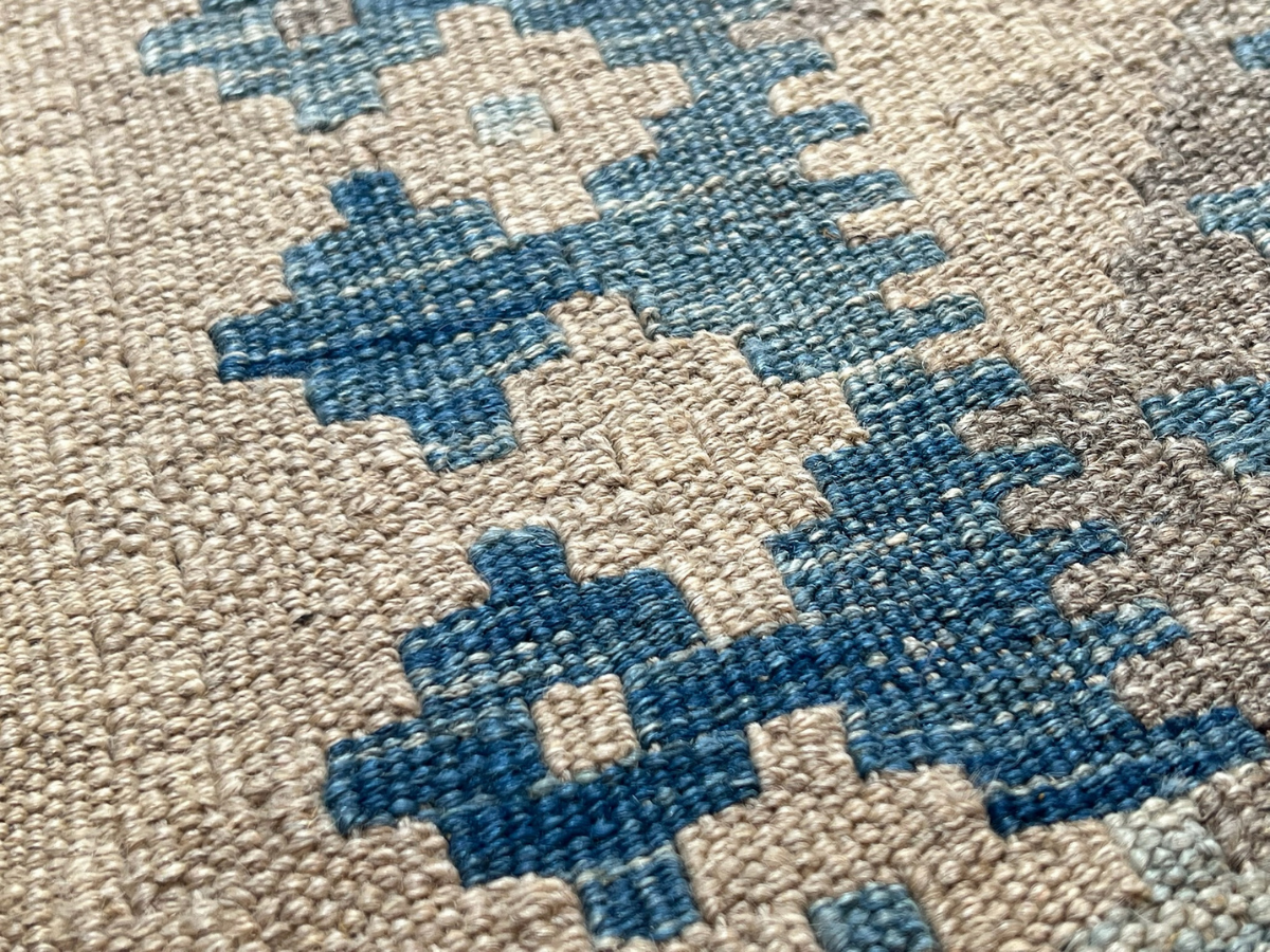 Kundoz Kilim Rug