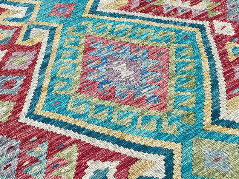 Kundoz Kilim Rug