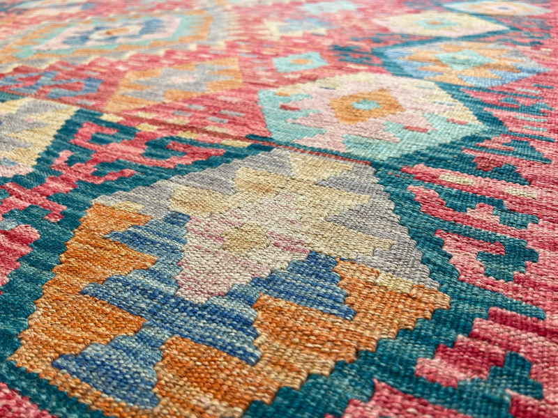 Kundoz Kilim Rug