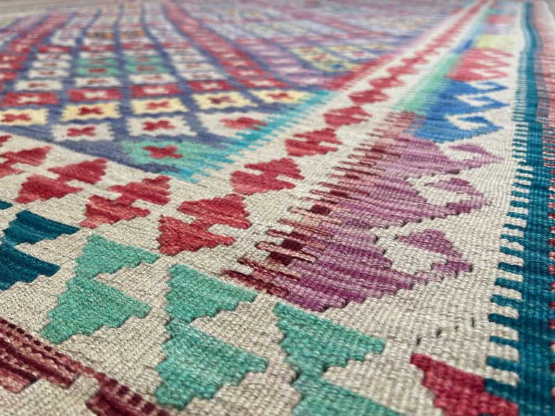 Kundoz Kilim Rug