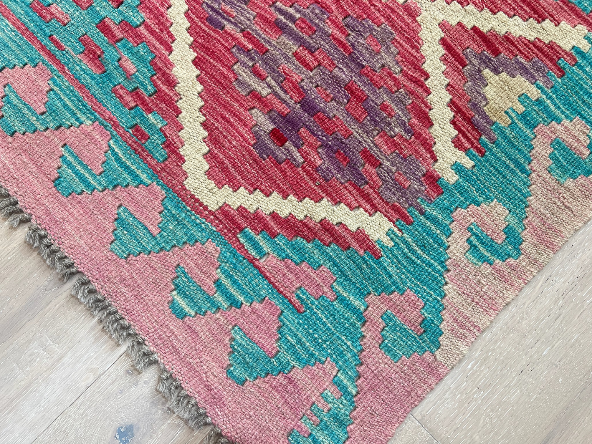 Kundoz Kilim Rug