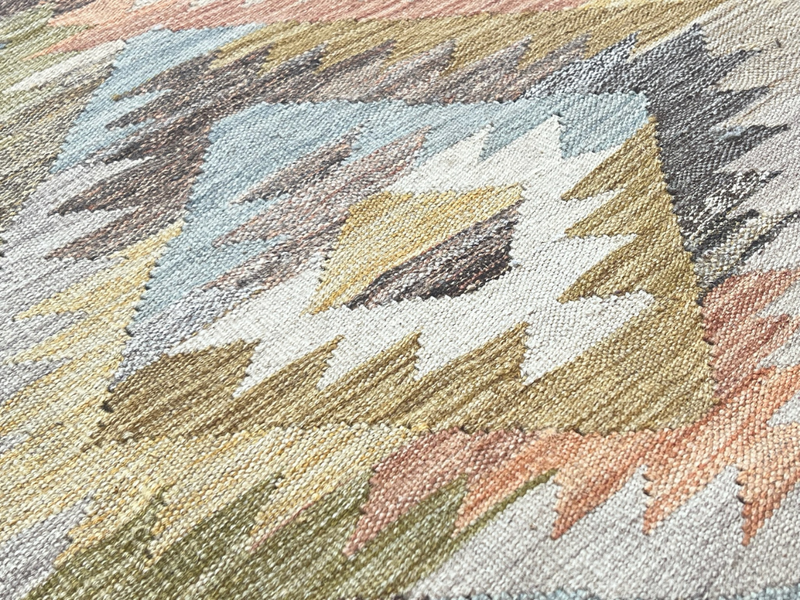 Kundoz Kilim Rug