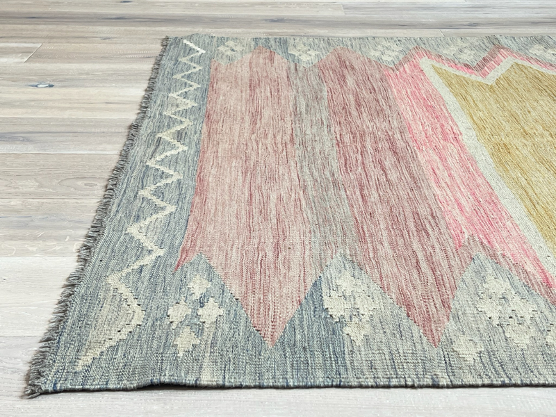 Kundoz Kilim Rug