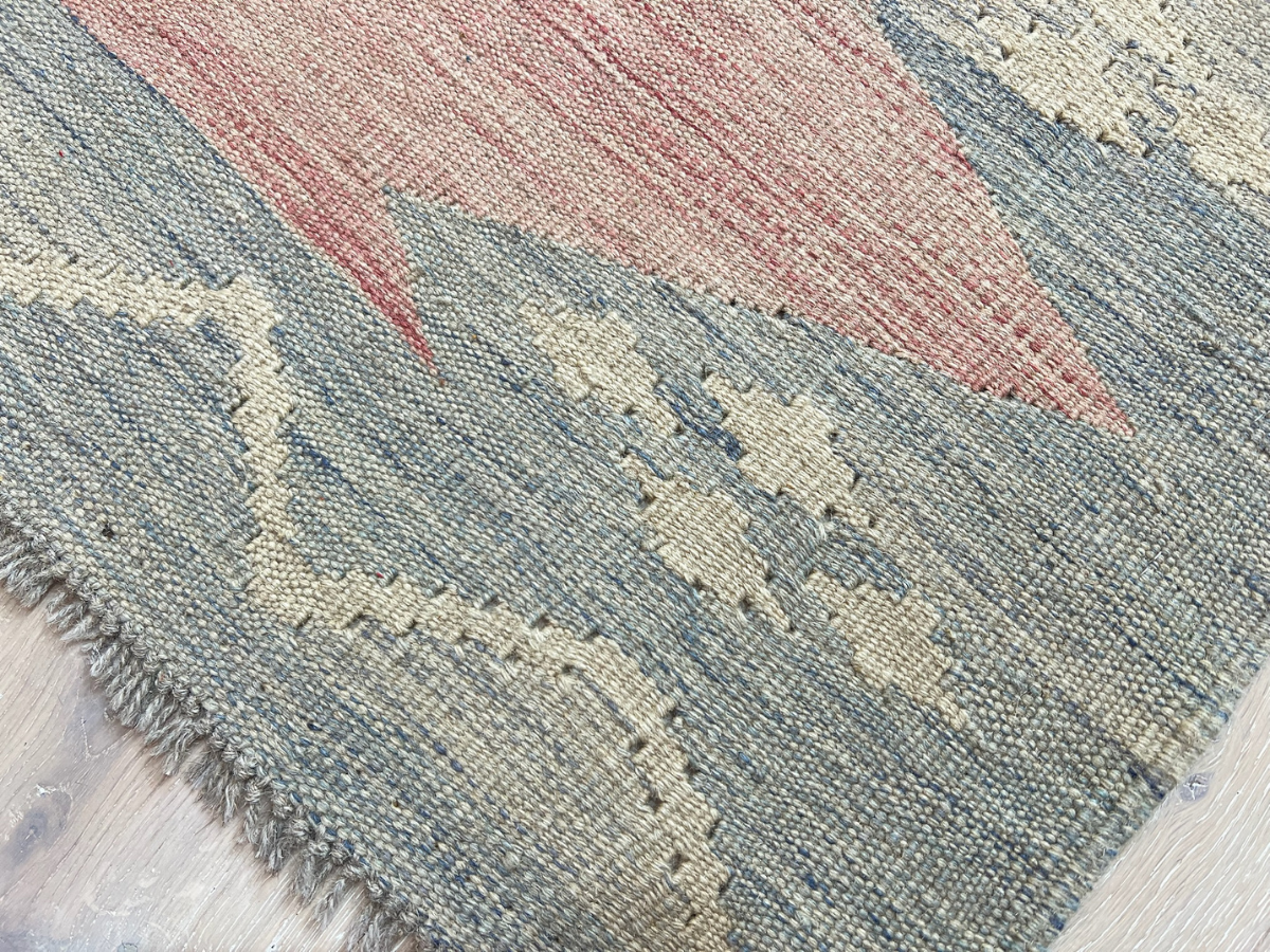 Kundoz Kilim Rug