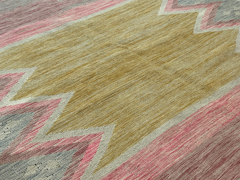 Kundoz Kilim Rug