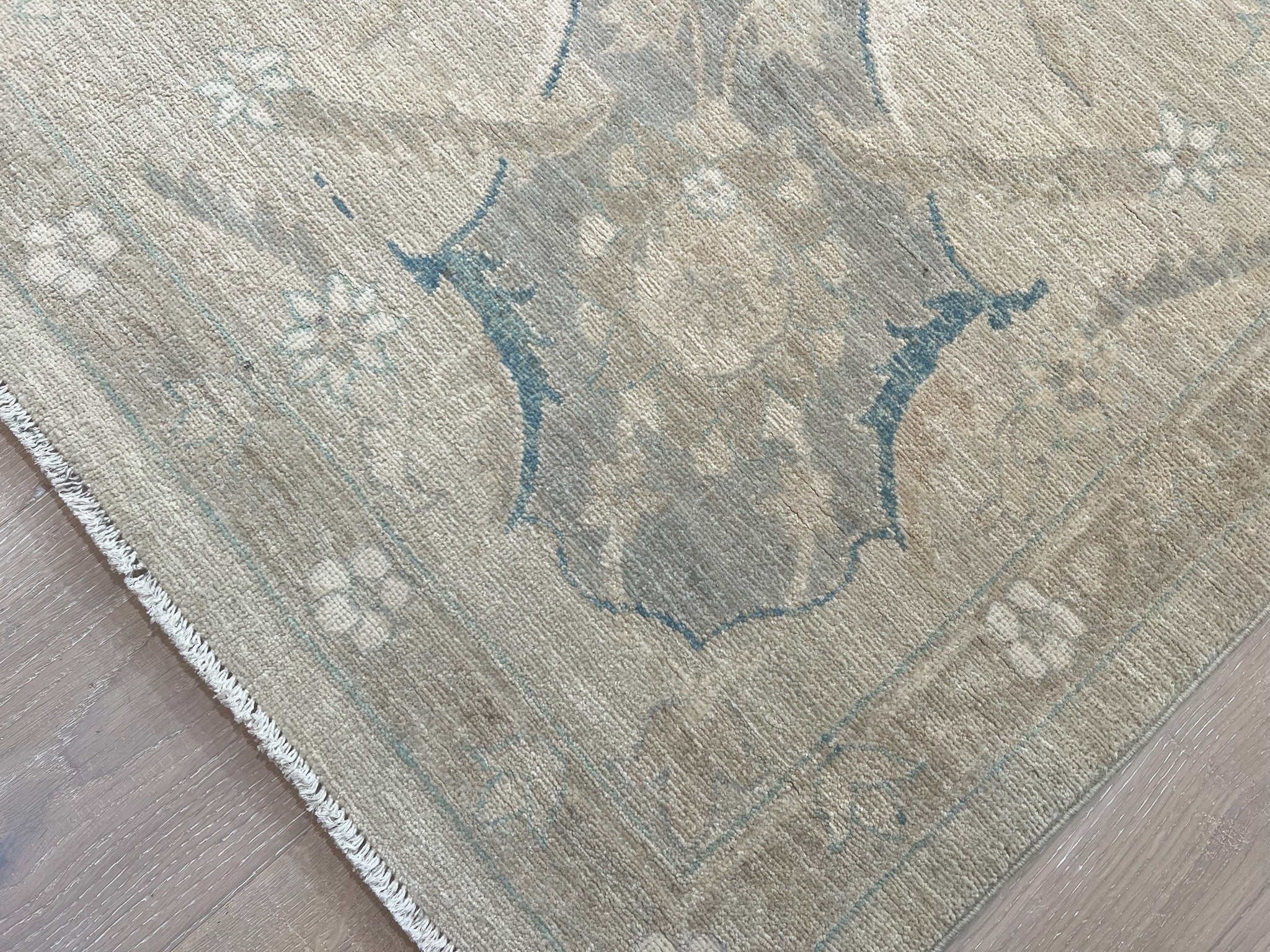 Fine Sultanabad Rug