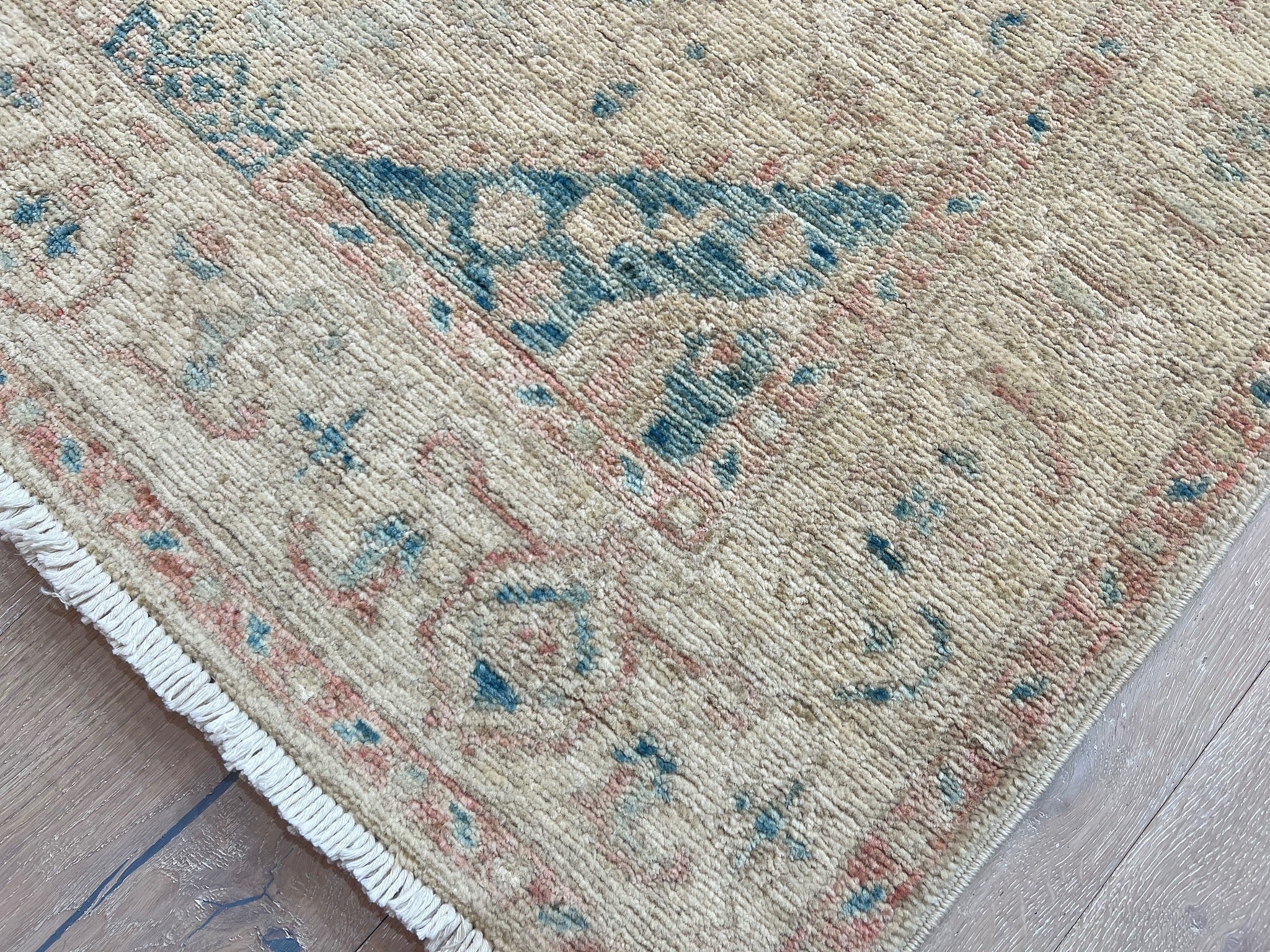 Aryana Rug