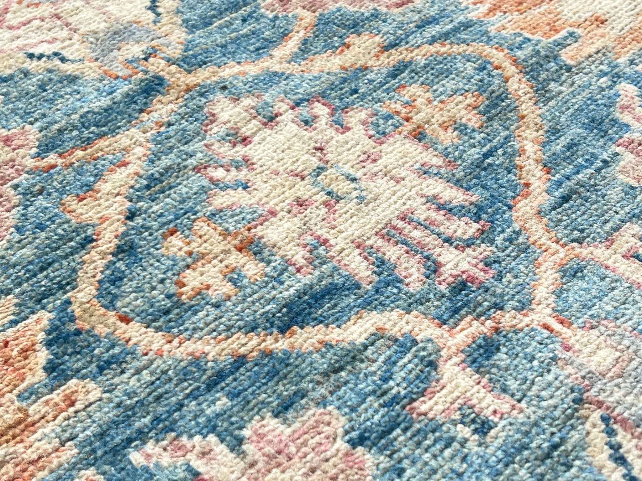 Aryana Rug