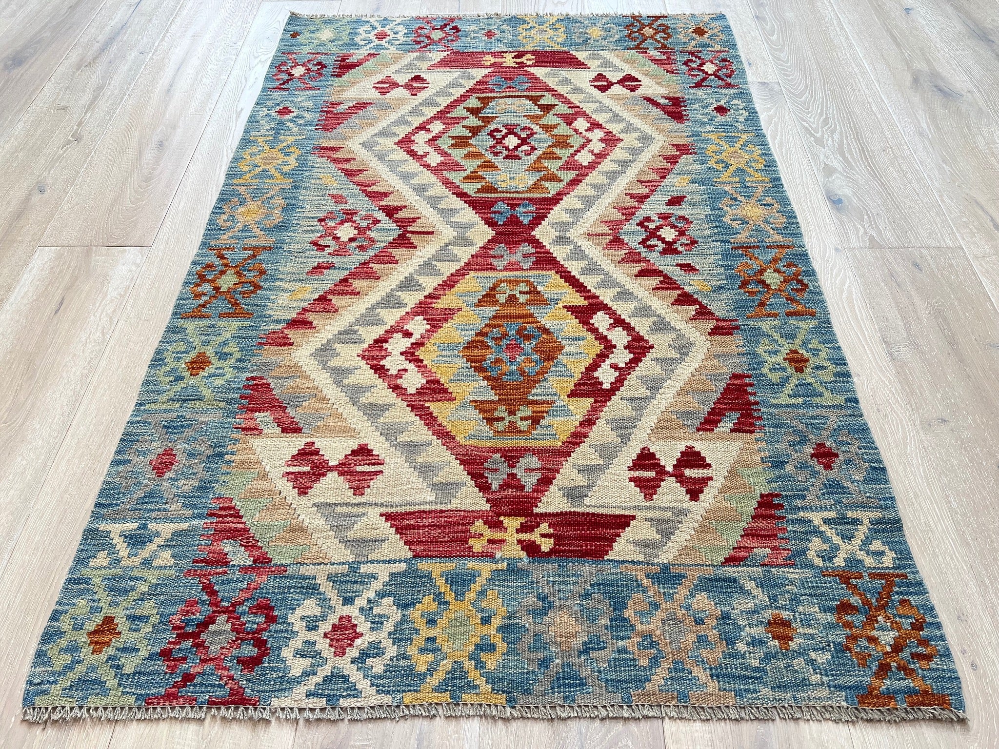 Kundoz Kilim Rug