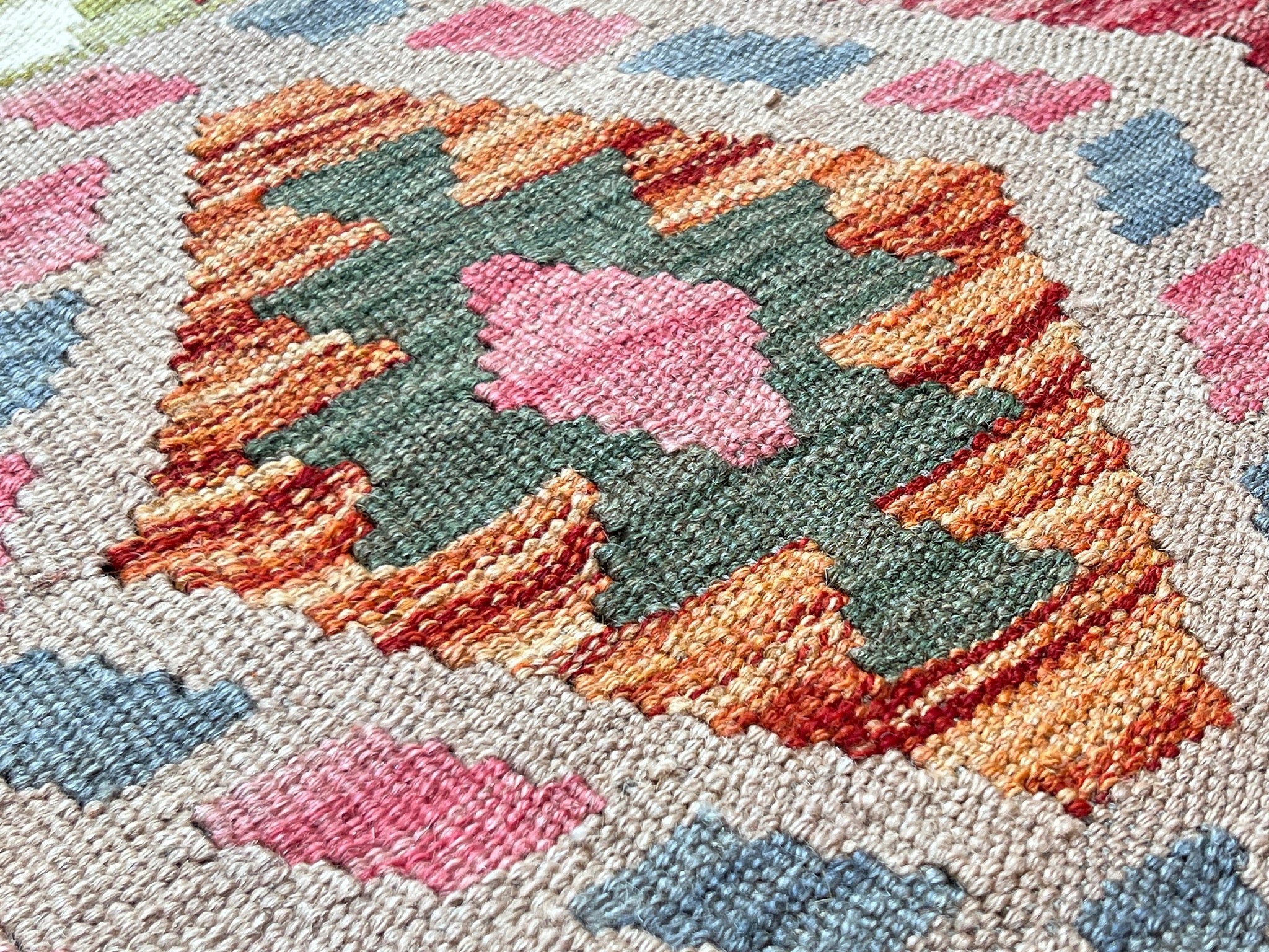 Kundoz Kilim Rug
