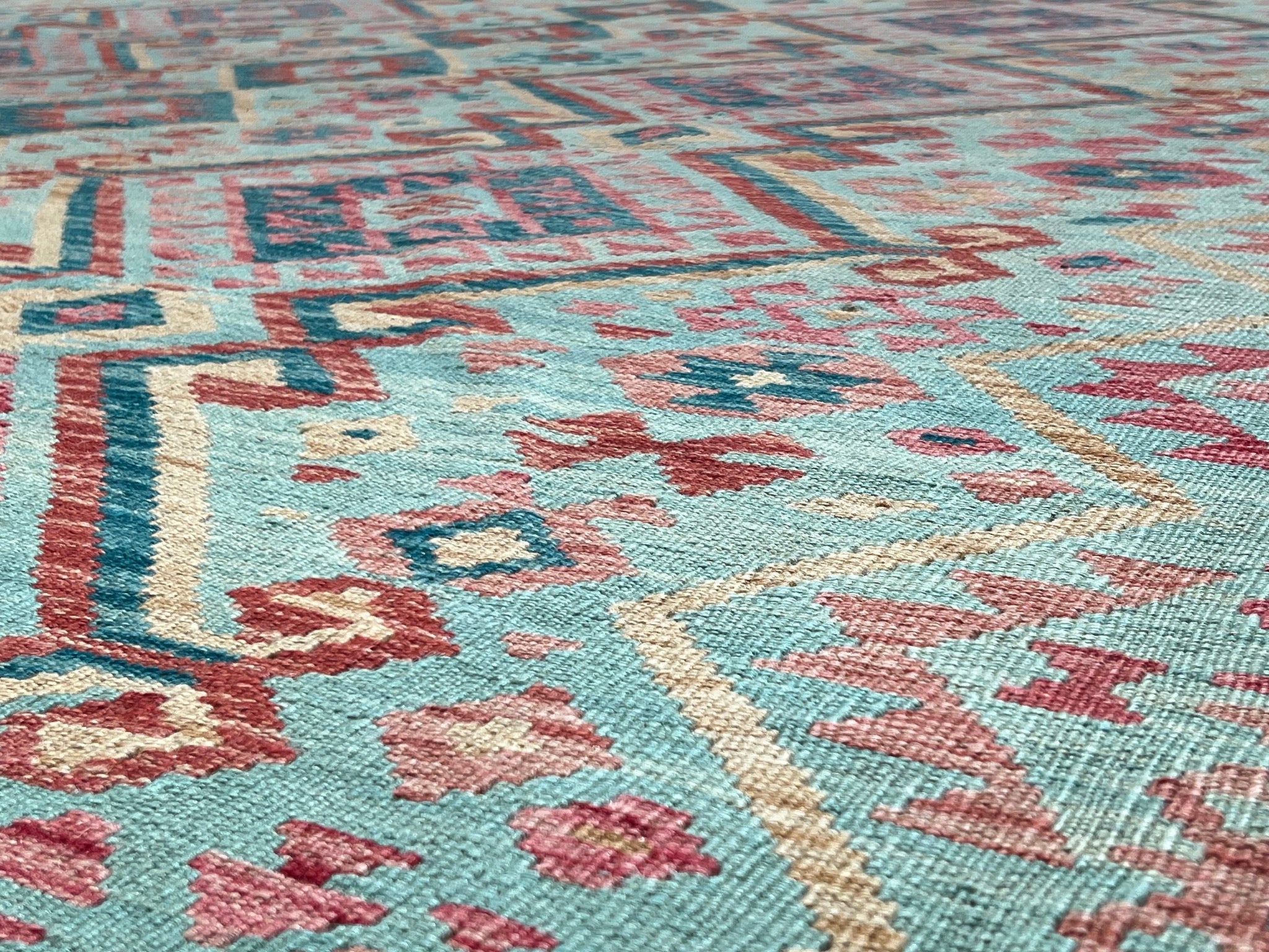 Kundoz Kilim Rug