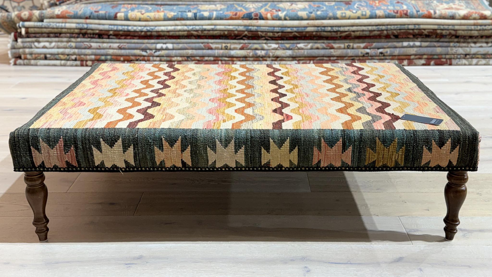 Kundoz Kilim Table