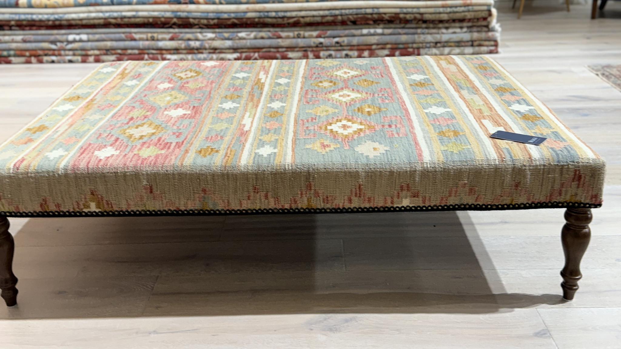 Kundoz Kilim Table