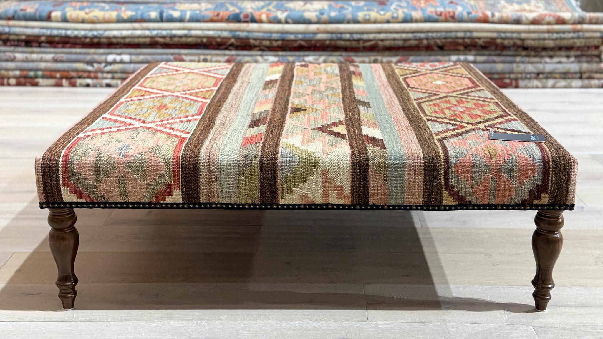 Kundoz Kilim Table