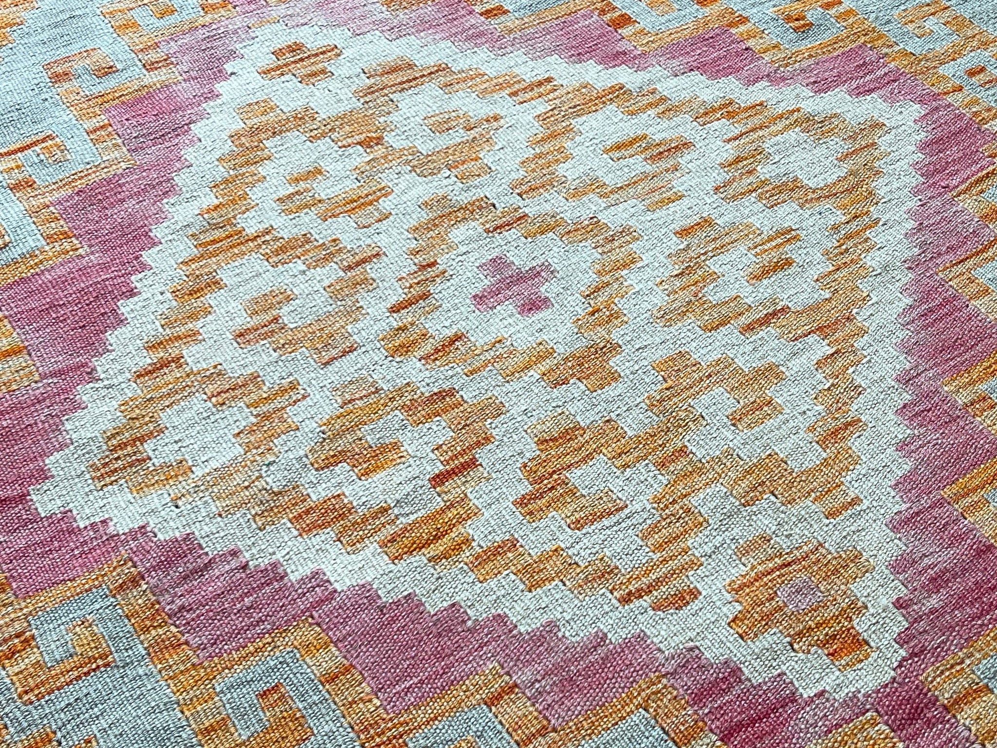 Kundoz Kilim Rug