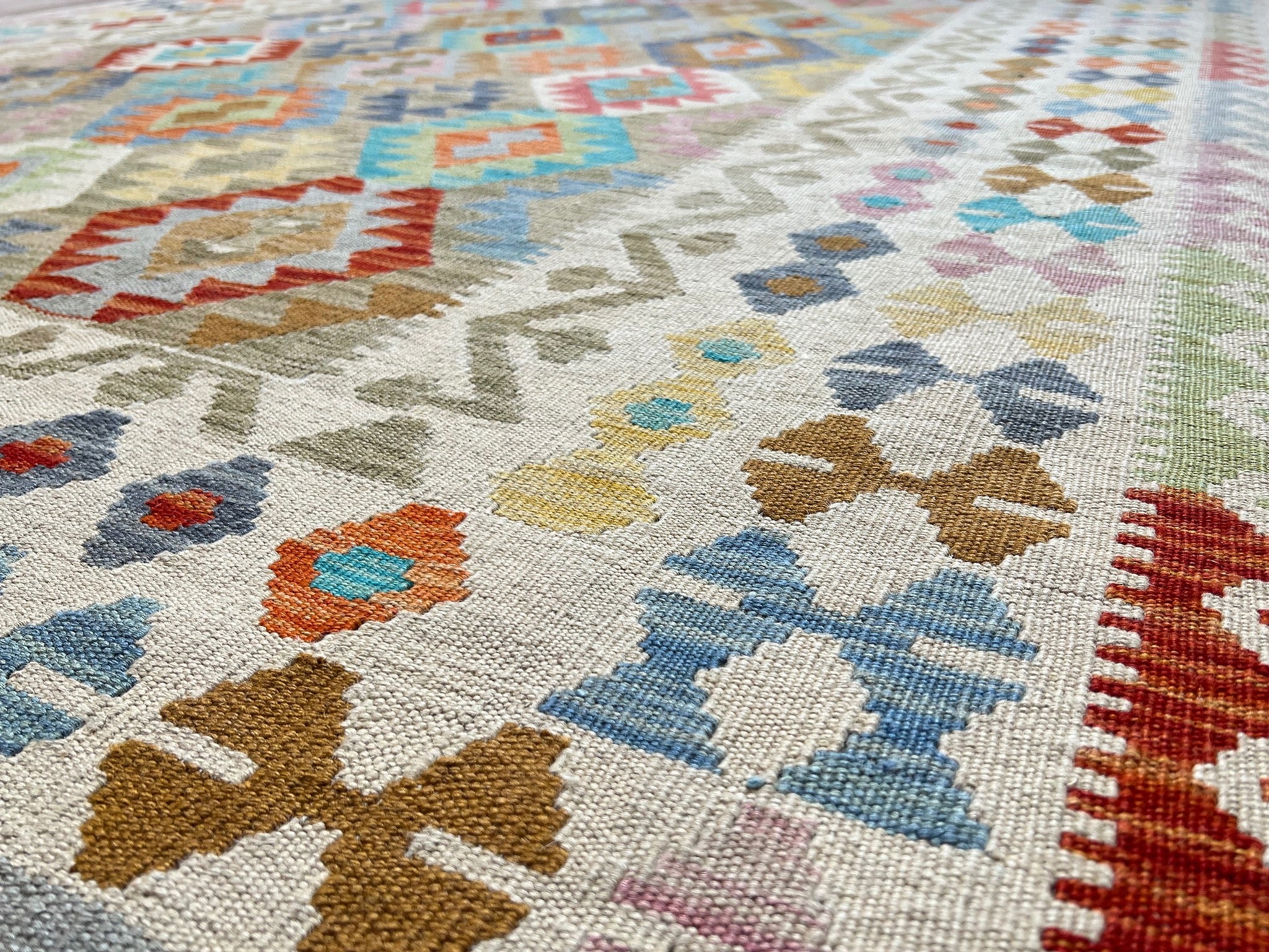 Kundoz Kilim Rug