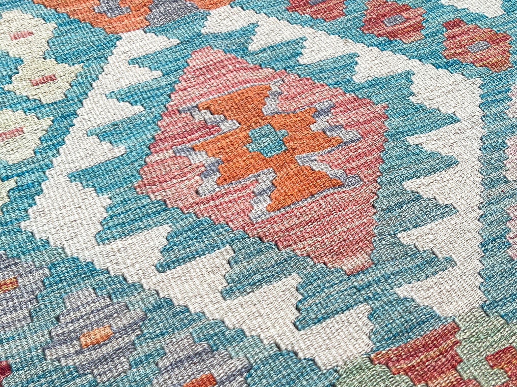 Kundoz Kilim Rug