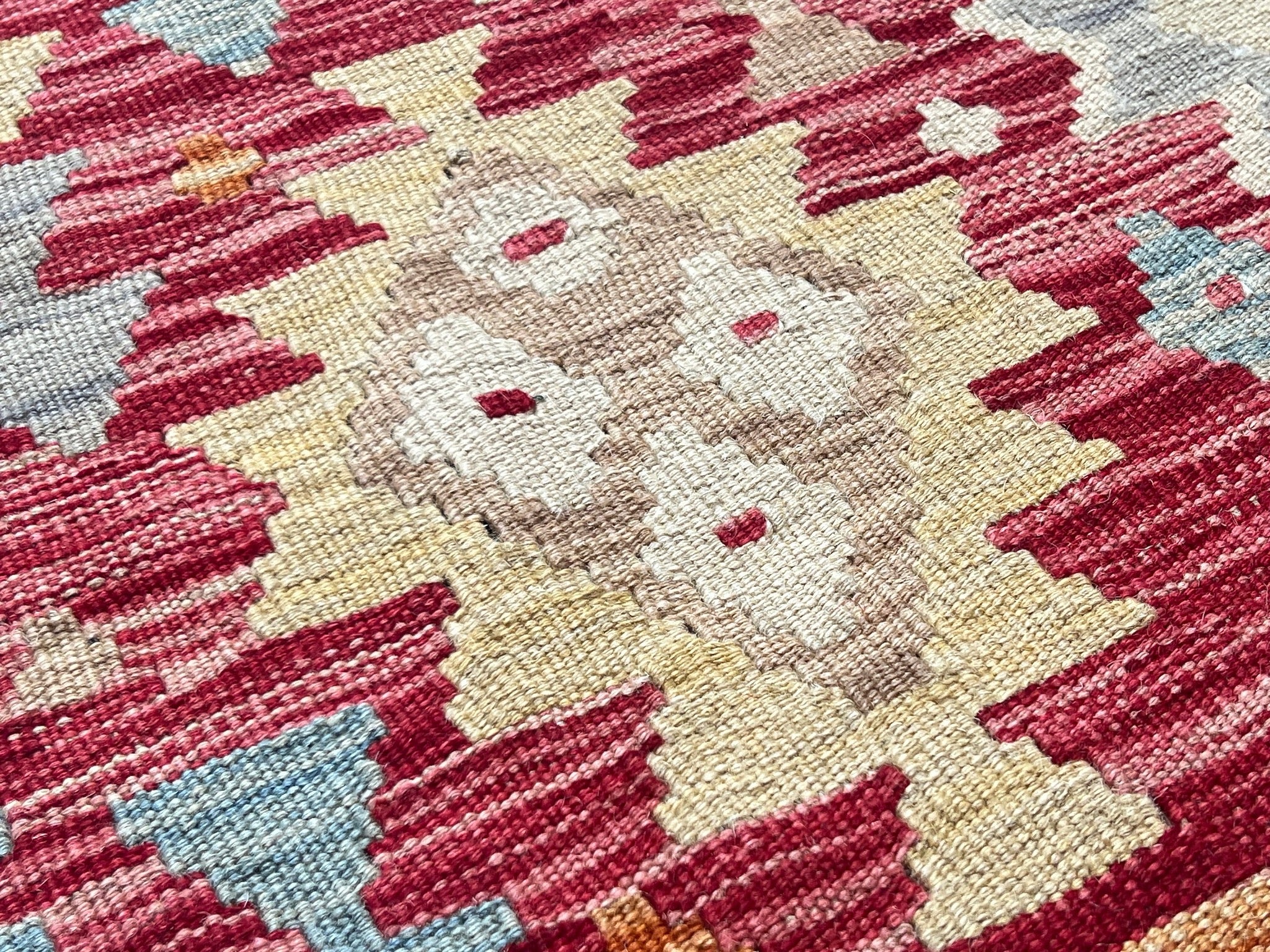 Kundoz Kilim Rug