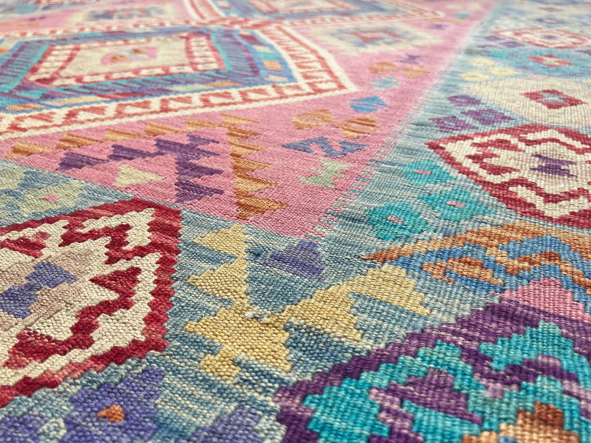 Kundoz Kilim Rug