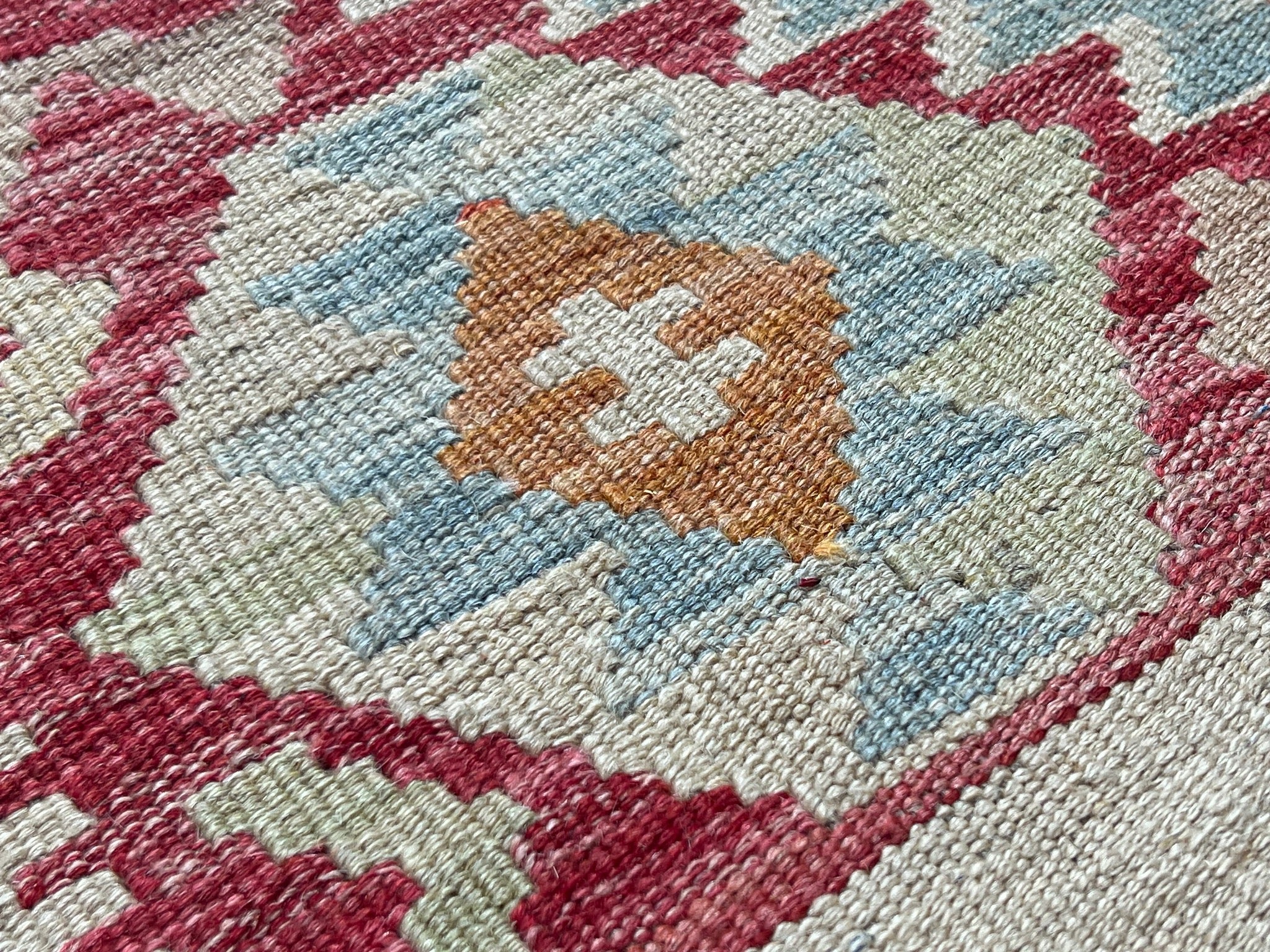 Kundoz Kilim Rug