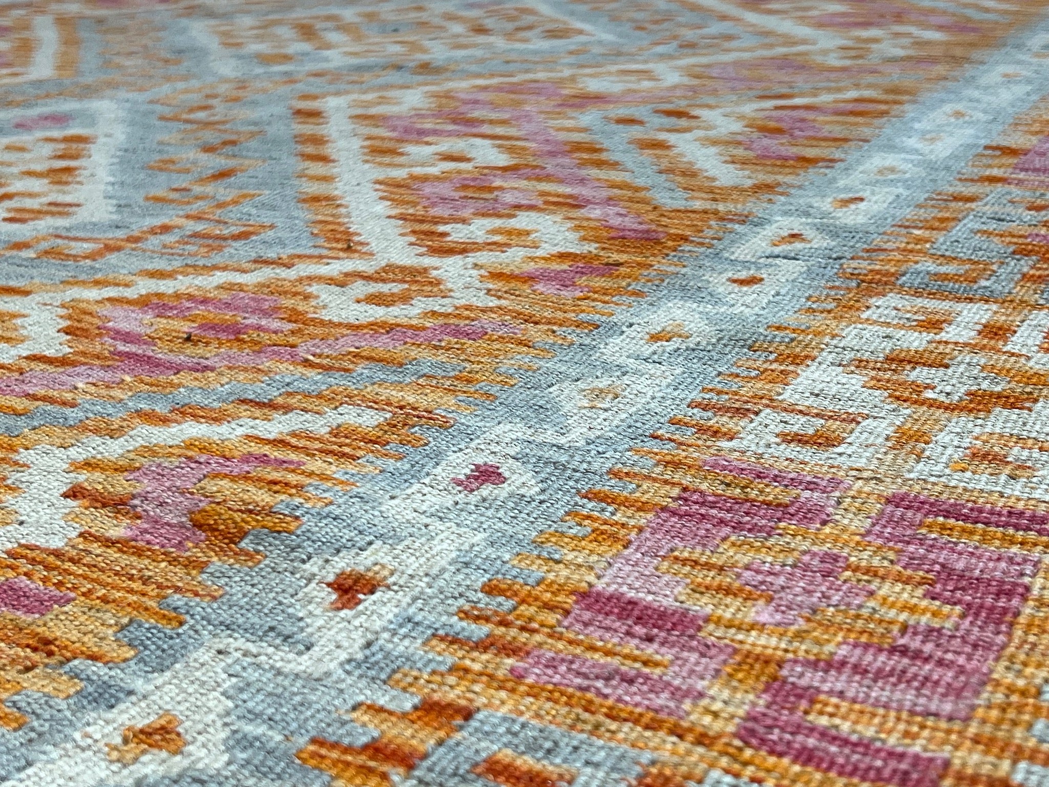Kundoz Kilim Rug