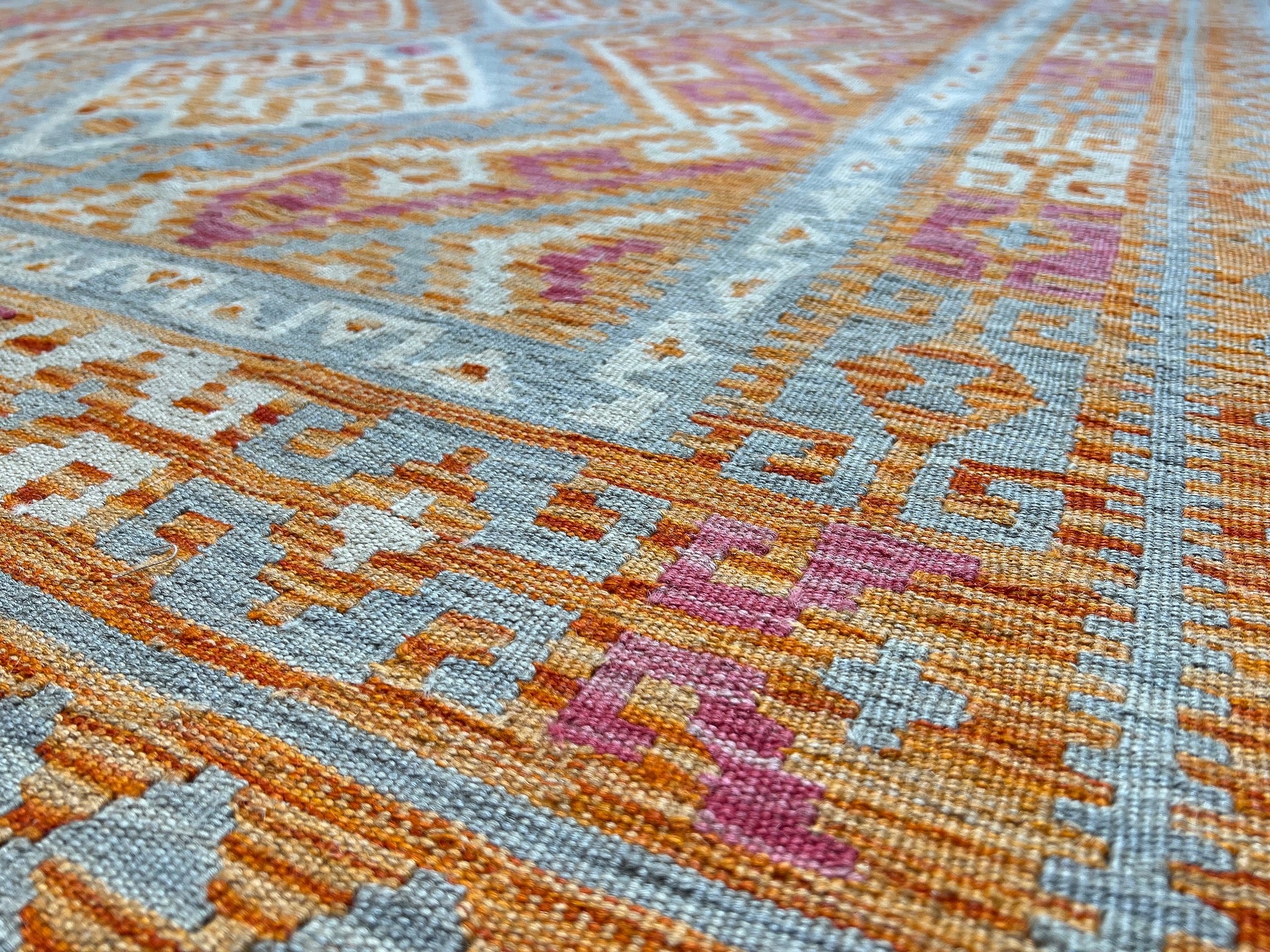 Kundoz Kilim Rug