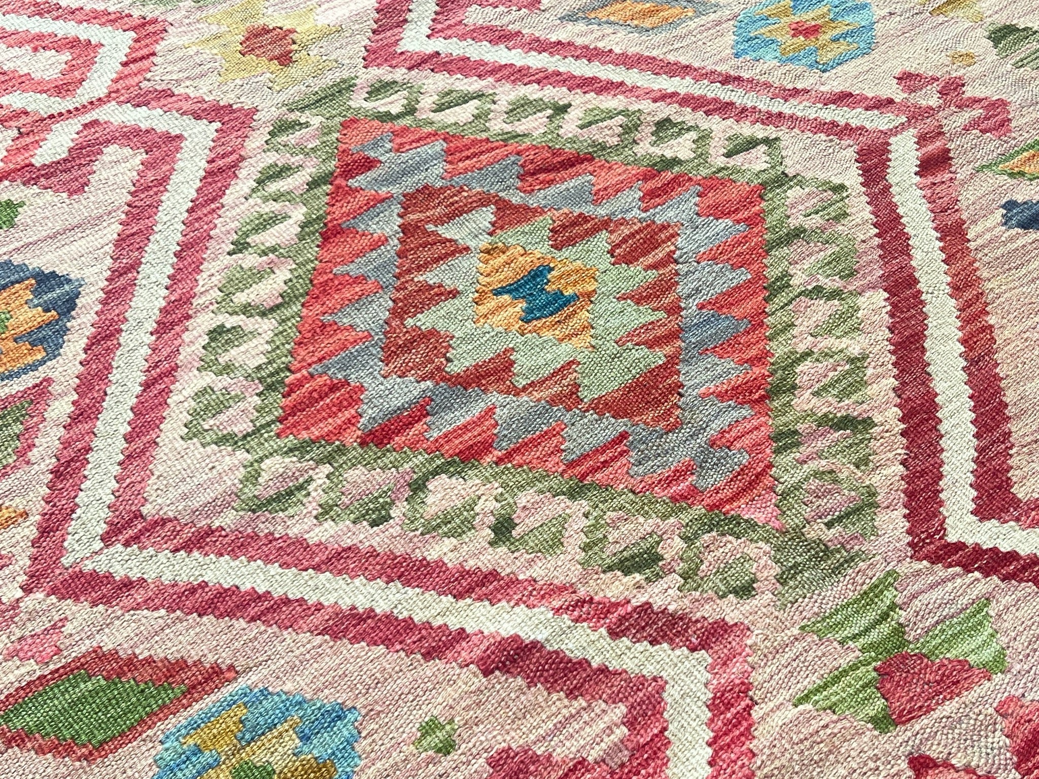 Kundoz Kilim Rug