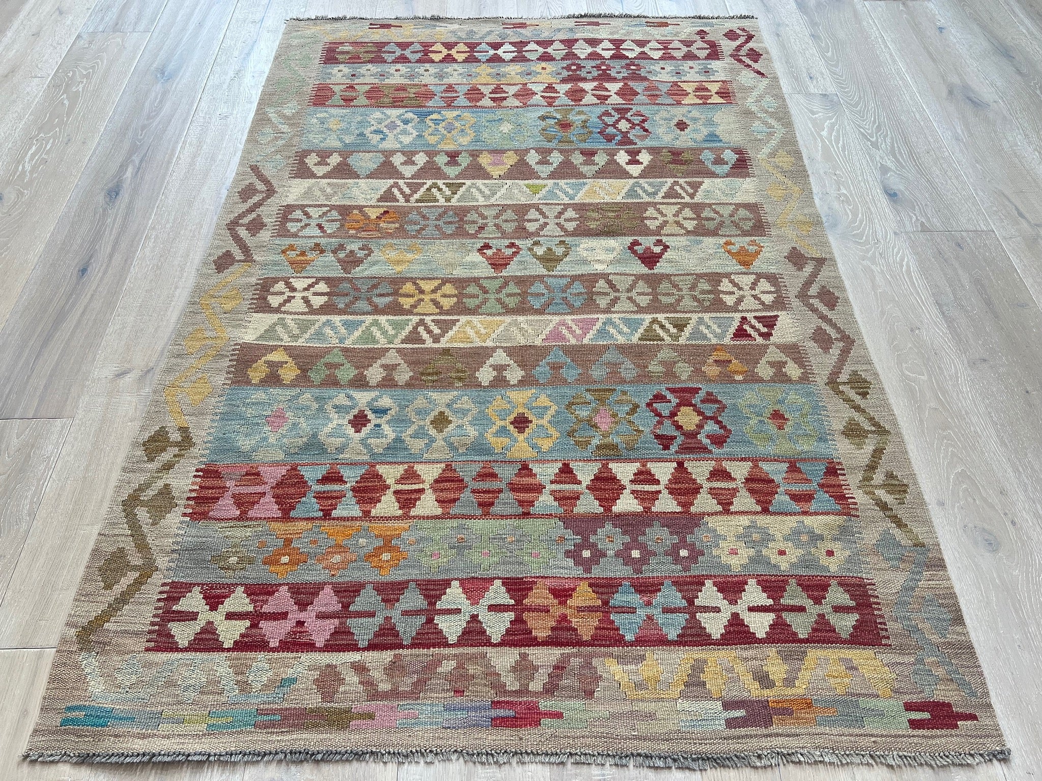 Kundoz Kilim Rug