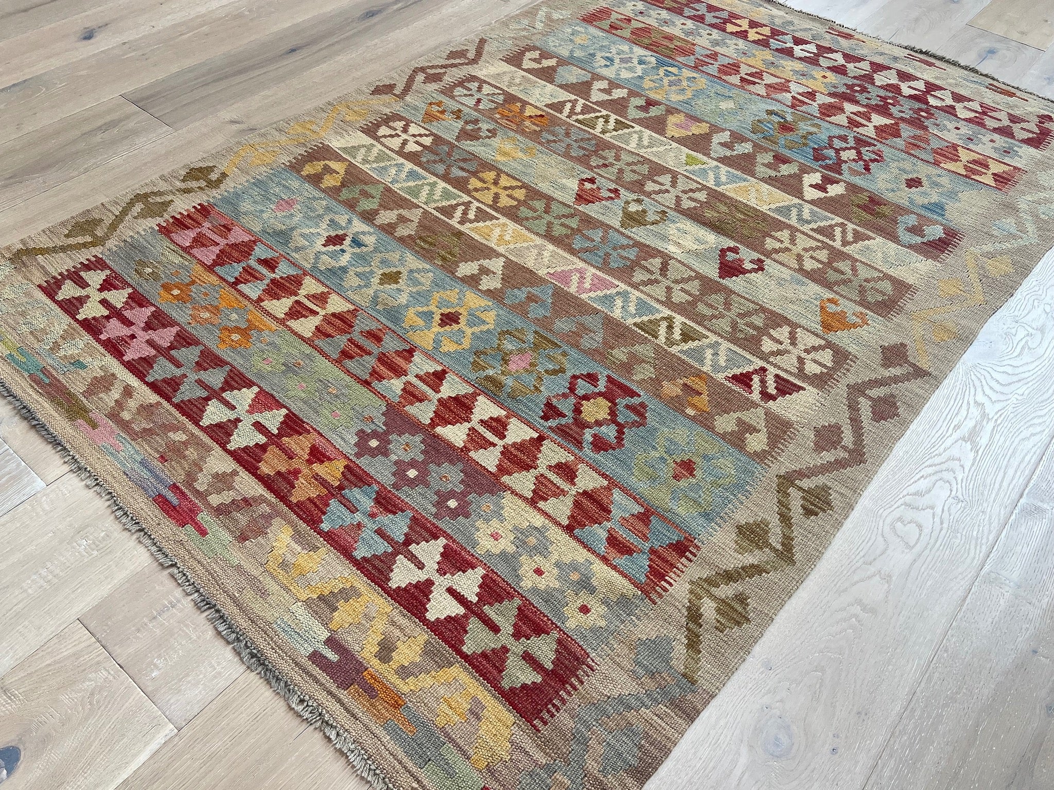 Kundoz Kilim Rug
