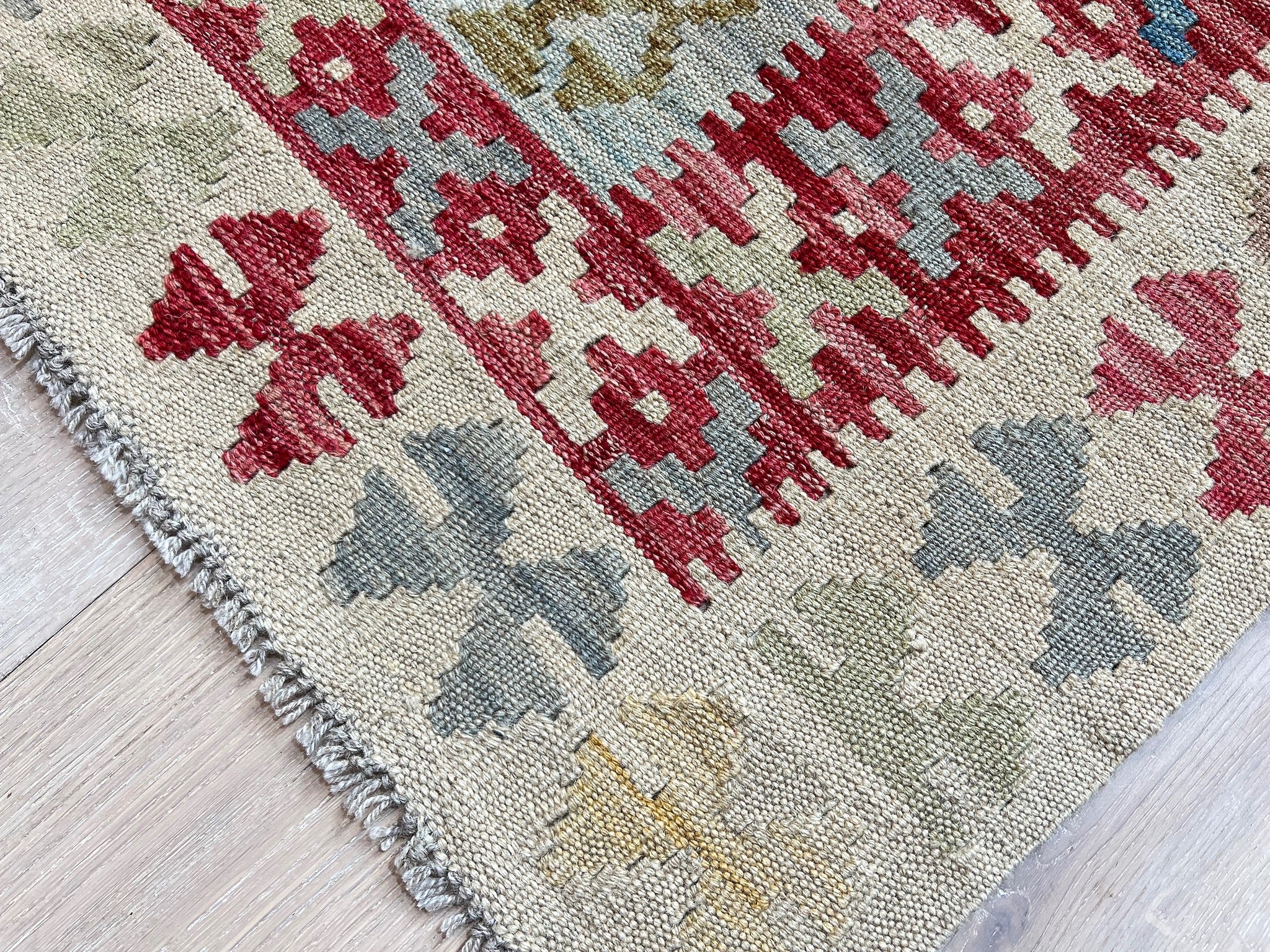 Kundoz Kilim Rug