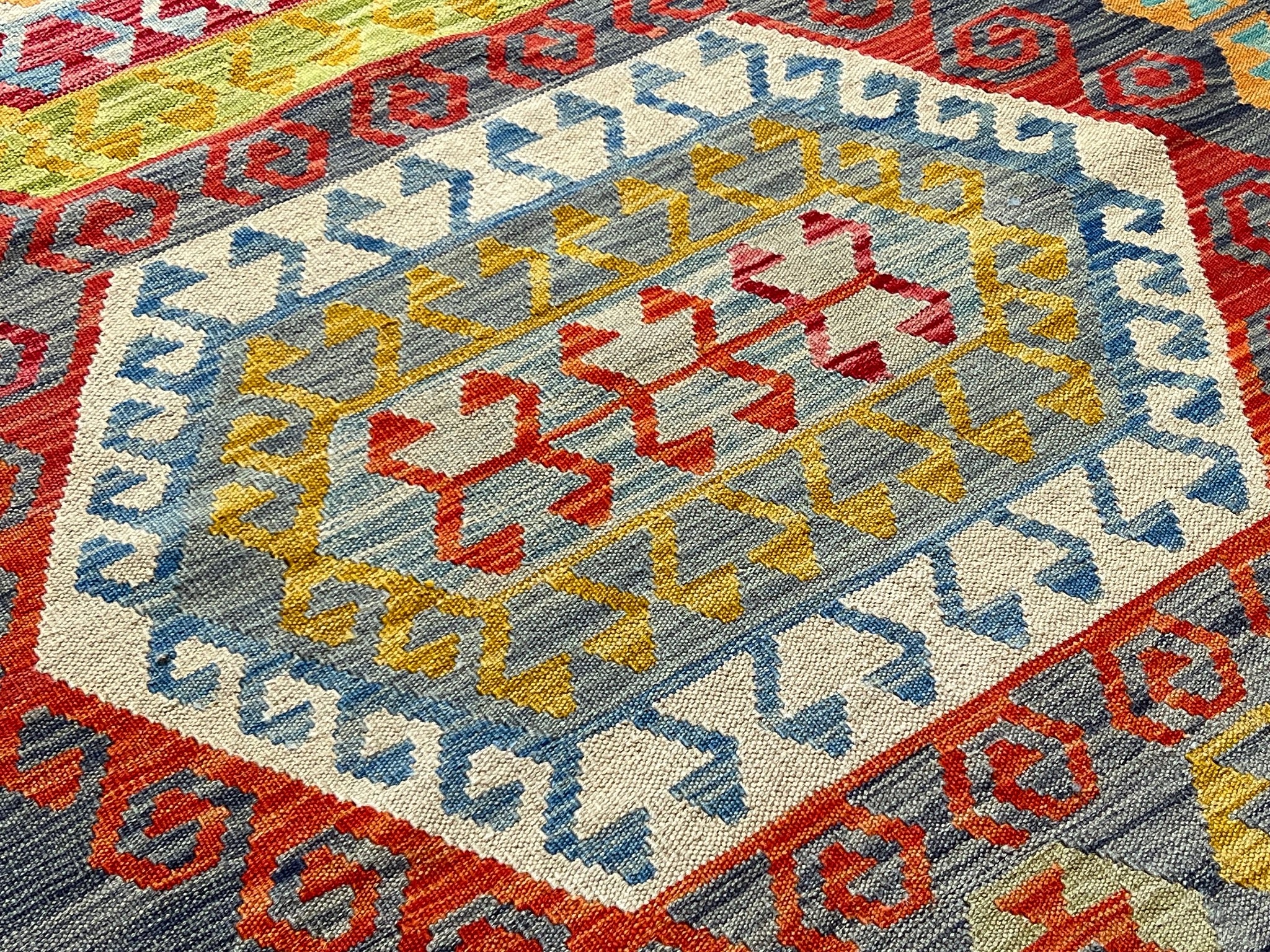 Kundoz Kilim Rug