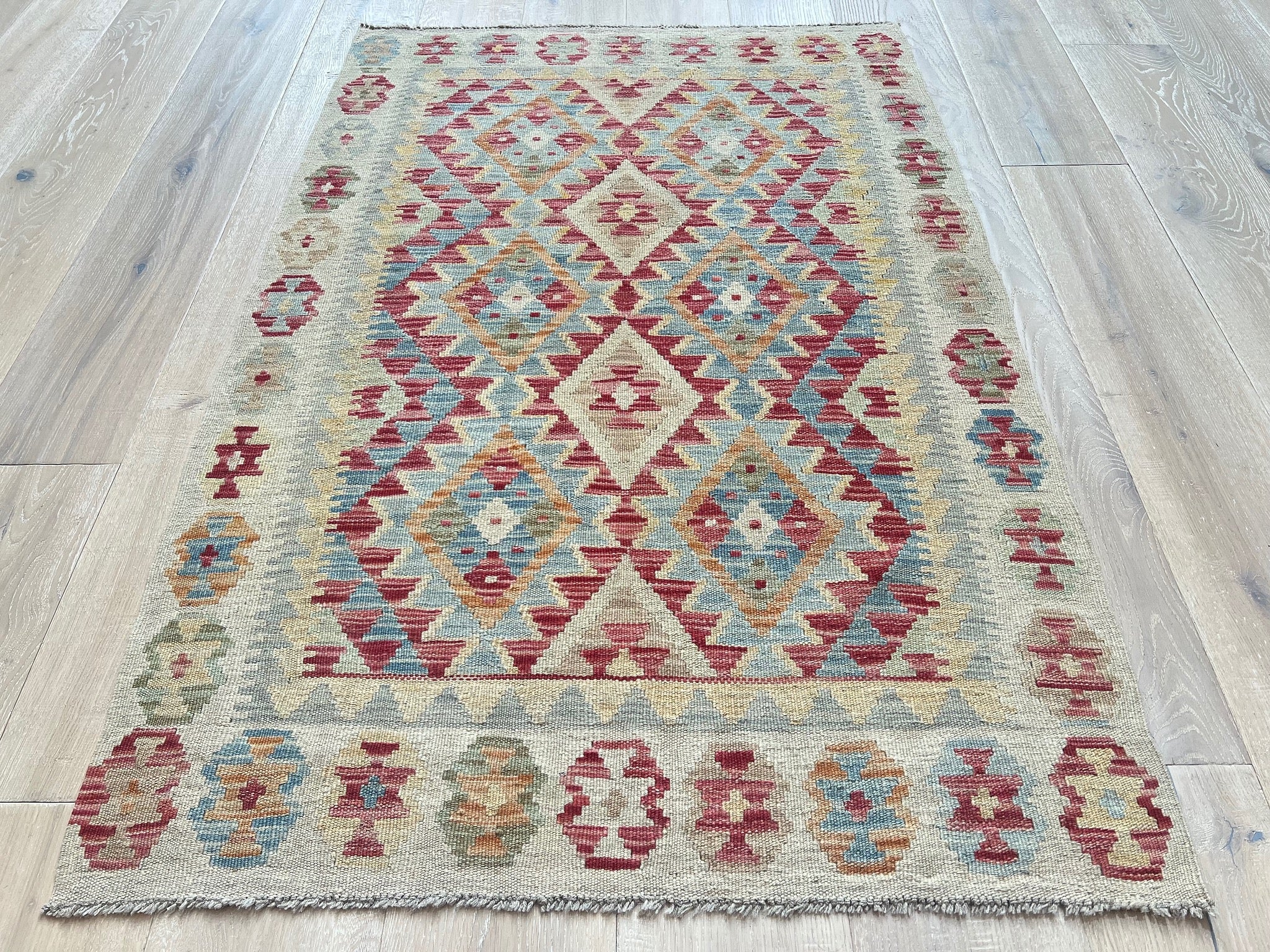 Kundoz Kilim Rug