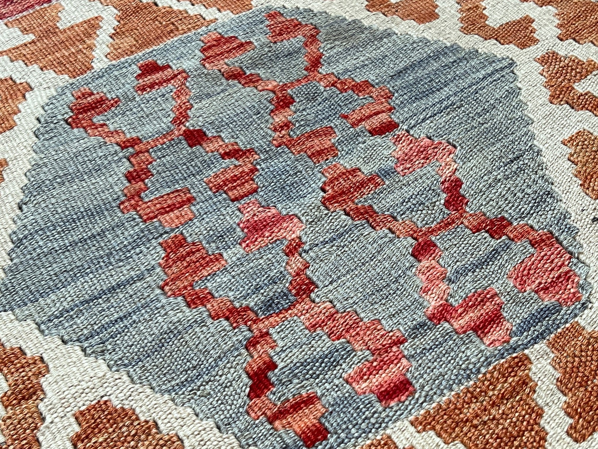 Kundoz Kilim Rug