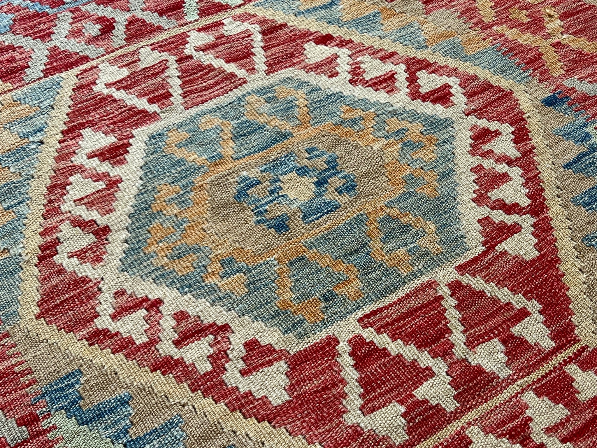 Kundoz Kilim Rug