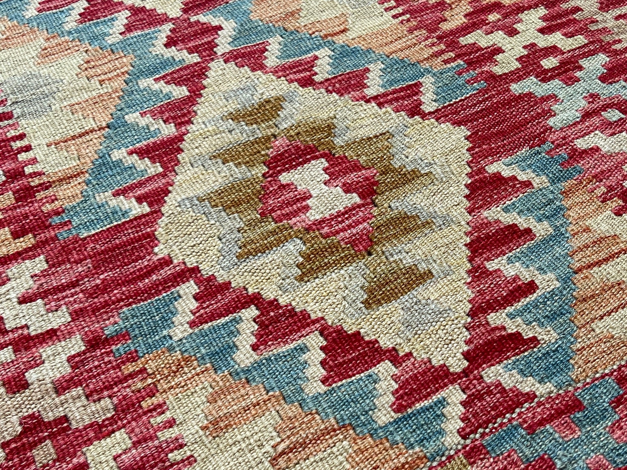 Kundoz Kilim Rug