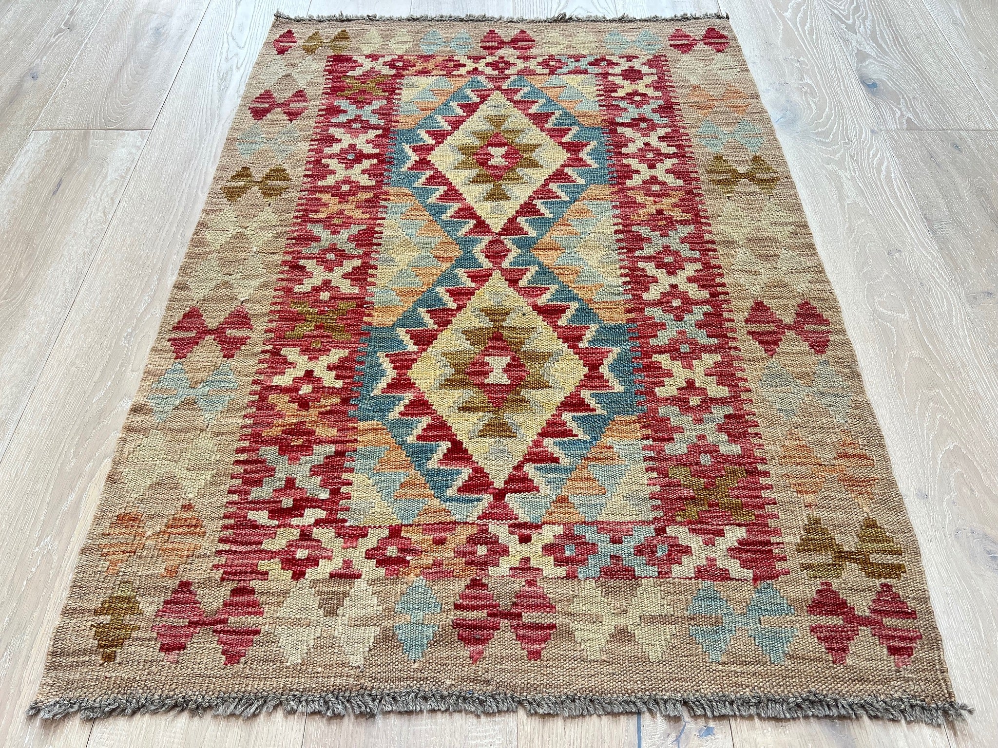 Kundoz Kilim Rug