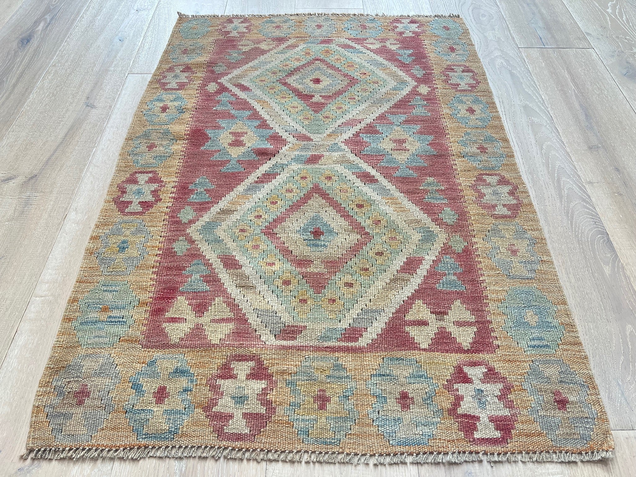 Kundoz Kilim Rug